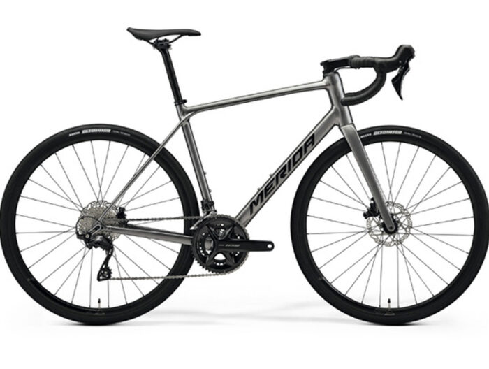 MERIDA Scultura Endurance 400 Gunmetal Grey (Black) 2026